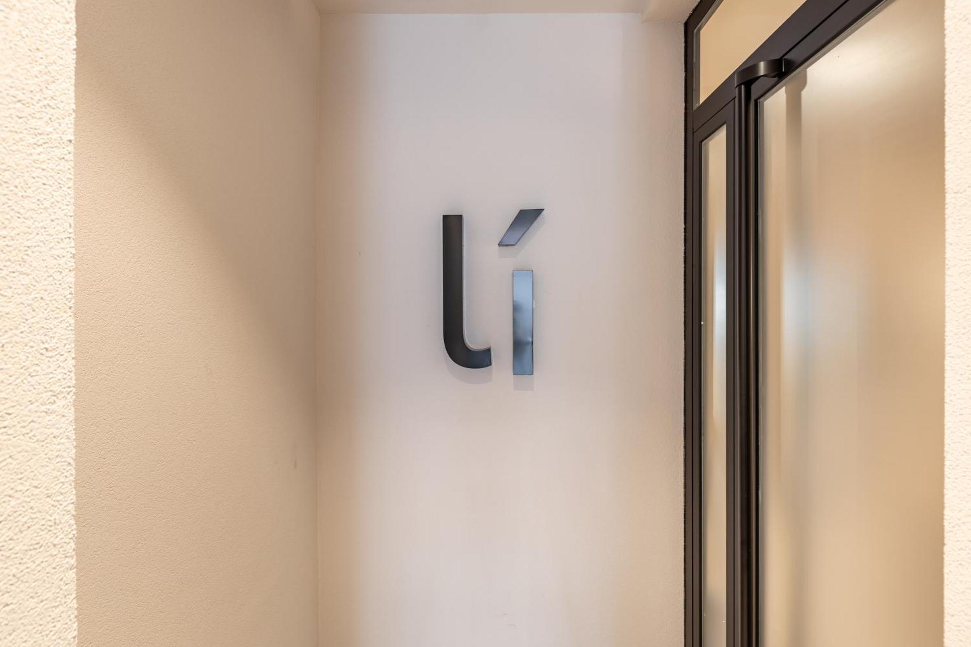 Libere Malaga Trinidad Apartment Bagian luar foto